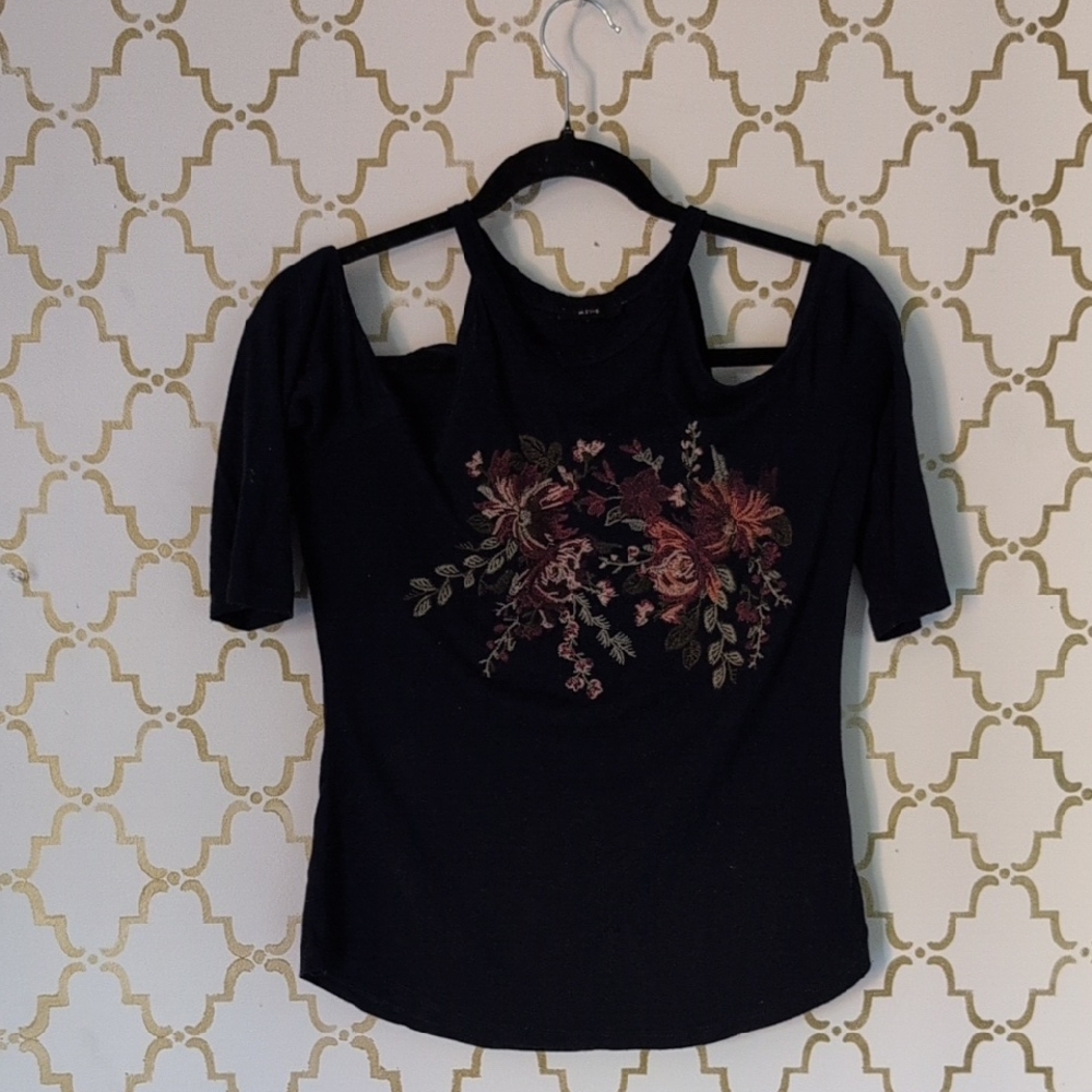 Forever 21 Vintage Dark Floral Embroidered Navy Shoulderless Top